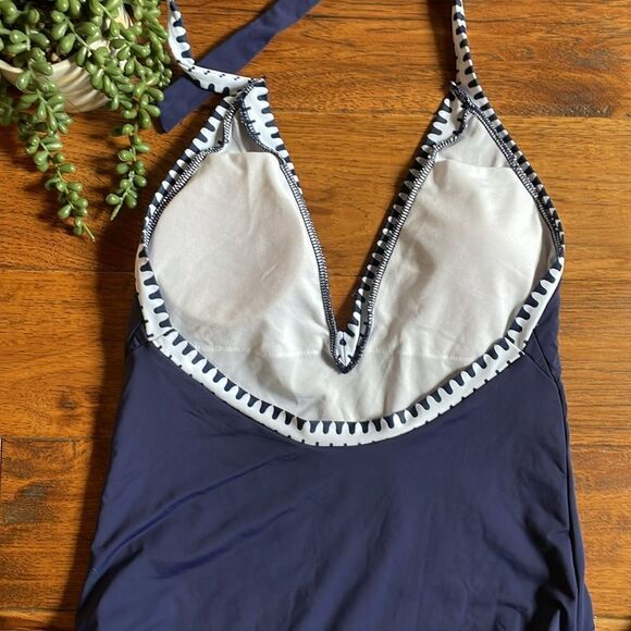 Like new Tempt Me bathing suit - Picture 9 of 9
